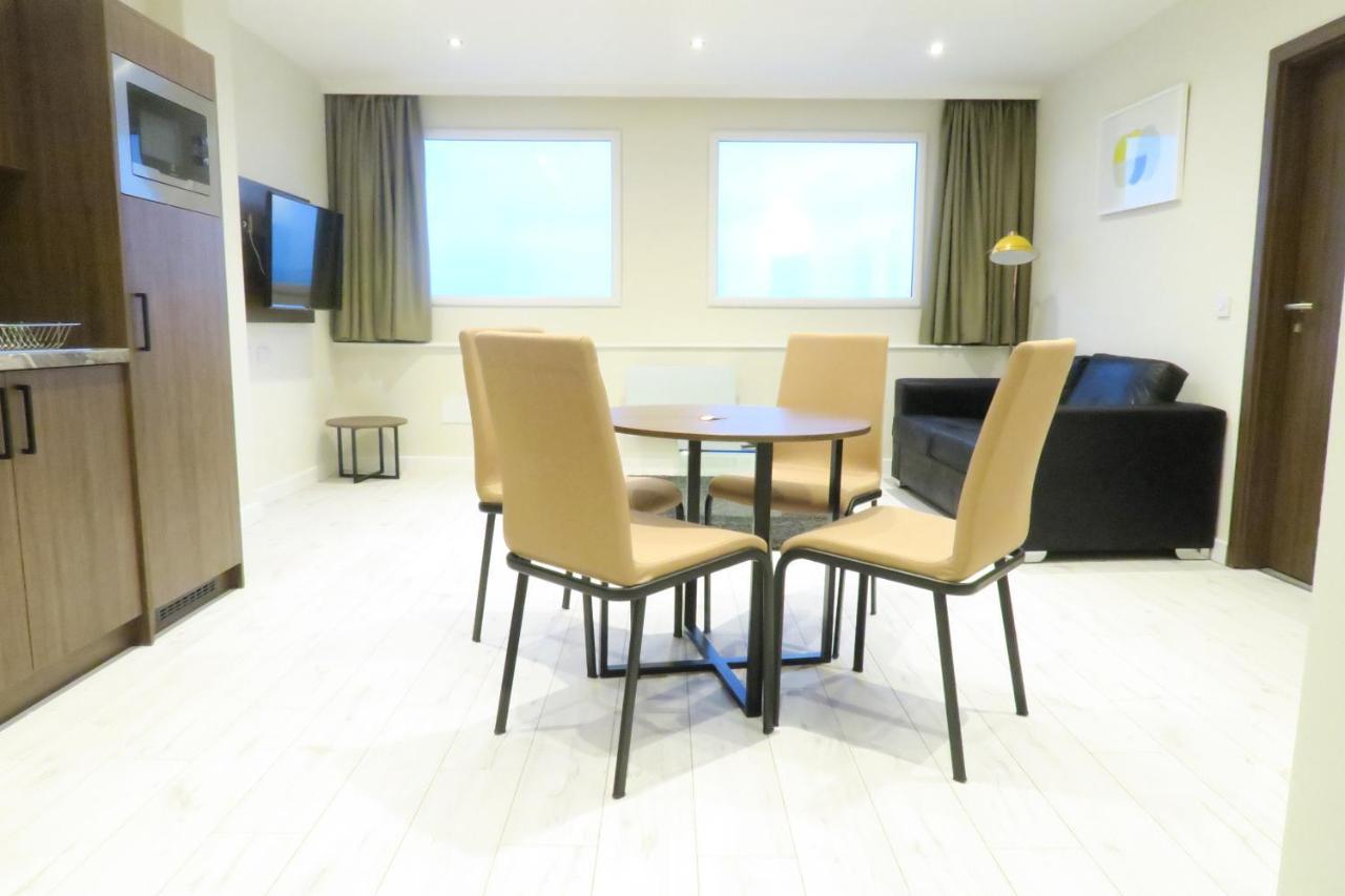 Quay Apartments Clarence House 纽波特 外观 照片